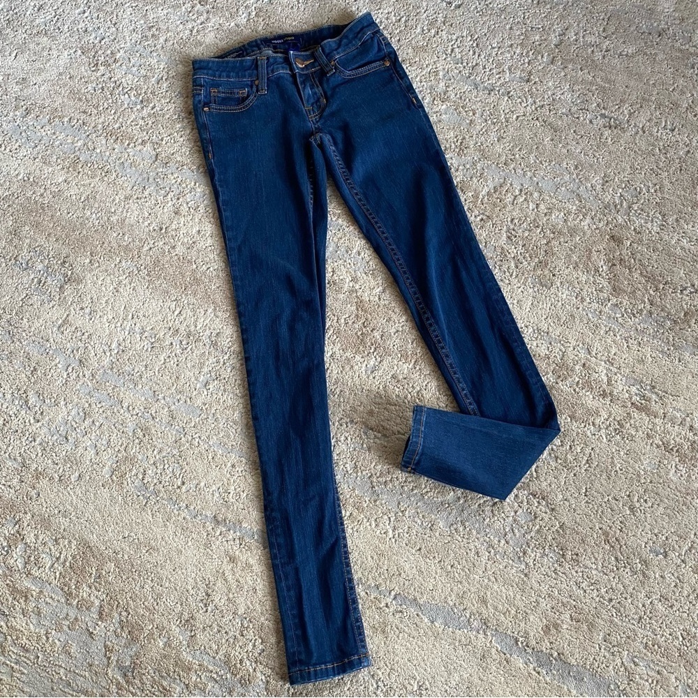 Vigoss Studio Jagger Super Skinny Low Rise Dark Wash Jeans: 00/24